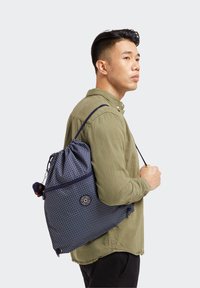 Kipling SUPERTABOO - Gymnastikposer - triangle blue
