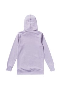 Hoodie lilas avec une texture douce, doté d'une capuche complète, de manches longues et d'un ourlet à rayures. L'arrière est uni, sans graphiques ni embellissements.