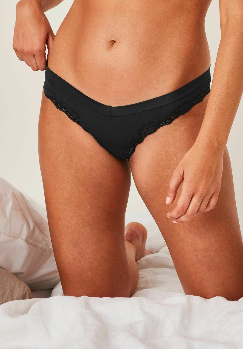 Next V FRONT BRAZILIAN - Nohavičky/Slipy - black