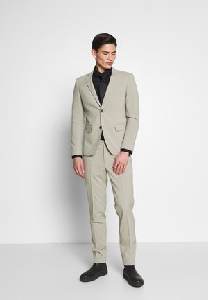 SLIM FIT PLAIN MENS SUIT - Costume - sand