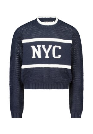 Marineblauwe cropped trui met opengebreid ontwerp, witte gestreepte accenten en de tekst "NYC" duidelijk zichtbaar op de voorkant.
