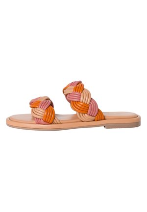 Matalakantaiset pistokkaat - nude comb