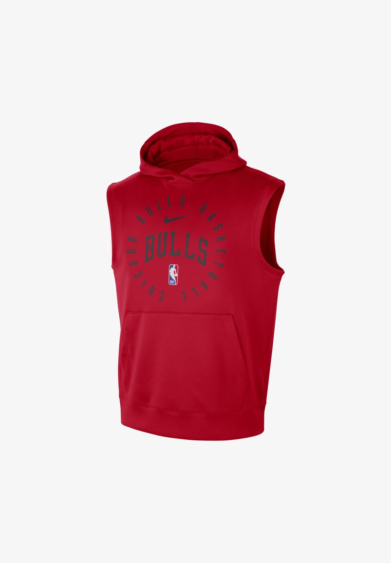 Hoodie sem mangas vermelho feito de tecido macio, com um bolso frontal e texto em preto em destaque a dizer "CHICAGO BULLS BASKETBALL" com o logótipo da NBA.