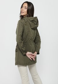 Koroshi Parka - kaki   khaki