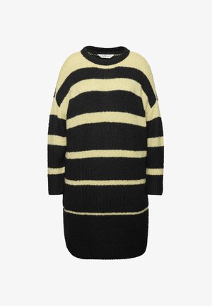 Suéter de punto en rayas horizontales negro y crema, con un cuello redondo y mangas de tres cuartos. Textura suave y diseño de corte holgado.