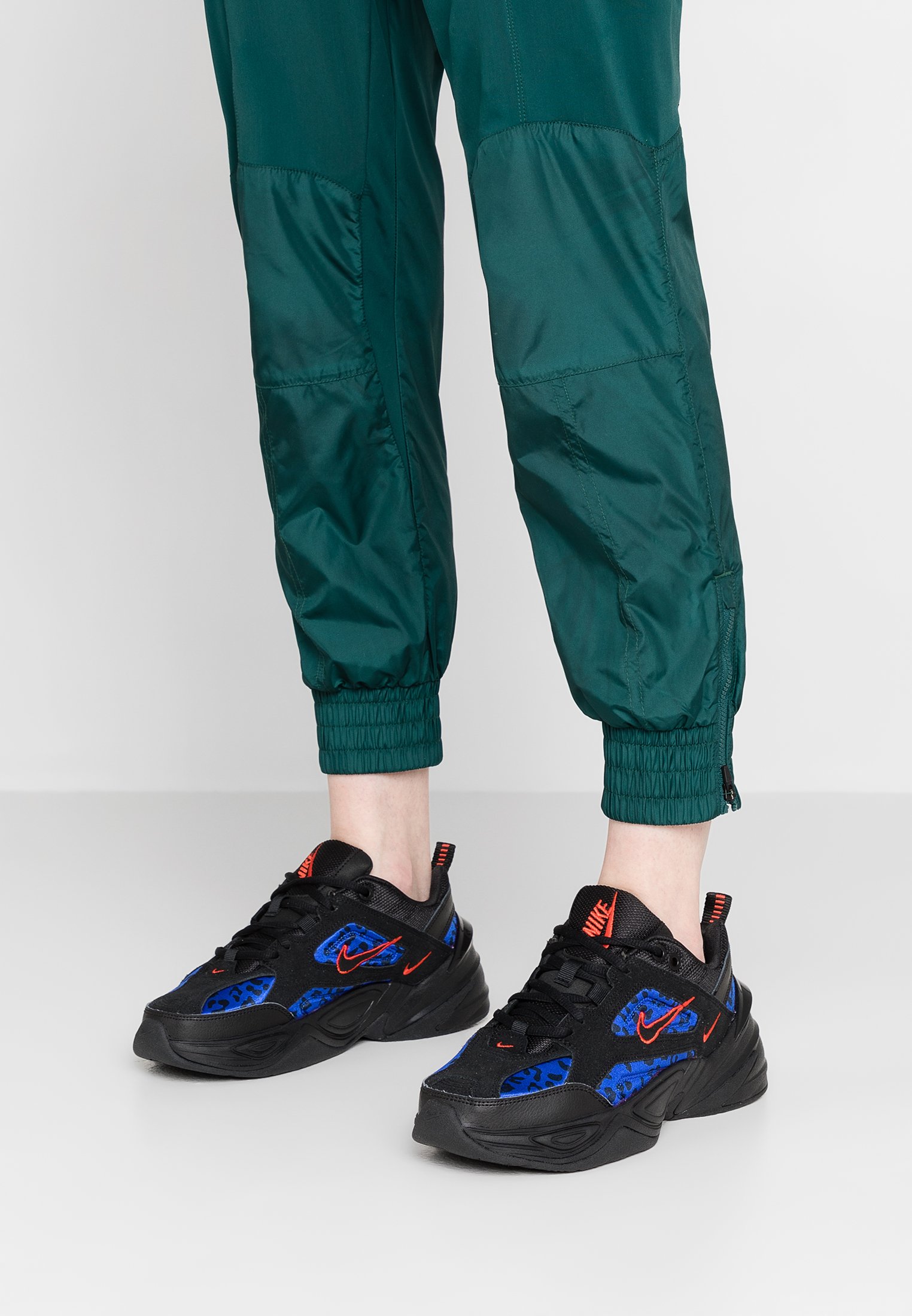 nike sportswear mk2