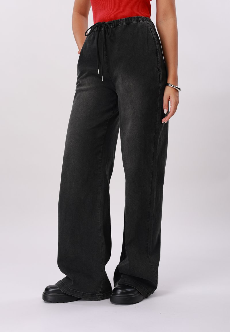 Even&Odd Tall Wide leg - washed black denim