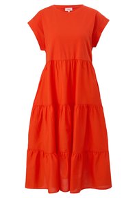 s.Oliver MIT VOLANTS - Robe de jour - dunkelorange