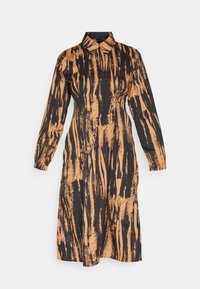 Izbrano, chipmunk aop:annie graphic