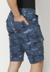 Koroshi Kratke hlače - azul