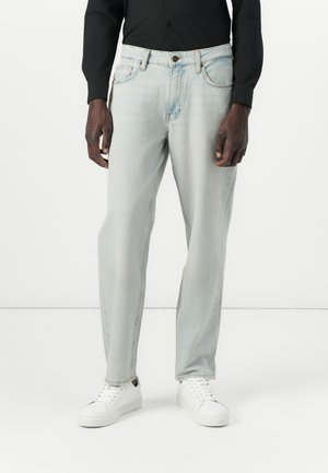 RELAXED TAPER - Jeans Tapered Fit - light blue denim