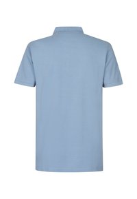 Lichtblauw polo-shirt met een kraag en korte mouwen. Gemaakt van zacht stof, met een gladde textuur en een eenvoudig ontwerp.