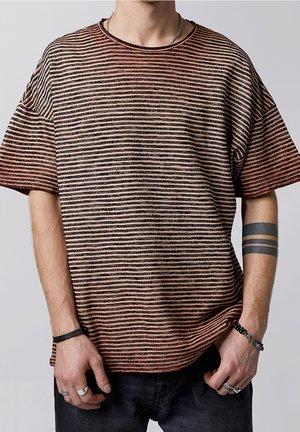 Camiseta estampada - mottled black
