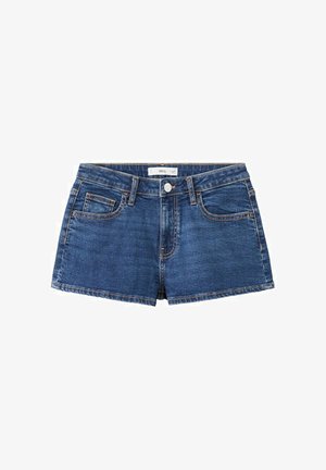 Modré rifľové šortky s predným zapínaním na gombík, pútkami na opasok a päťkapsovým dizajnom zobrazené na bielom pozadí.