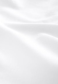 STANDARD FIT - SHORT SLEEVE   - Shirt - white