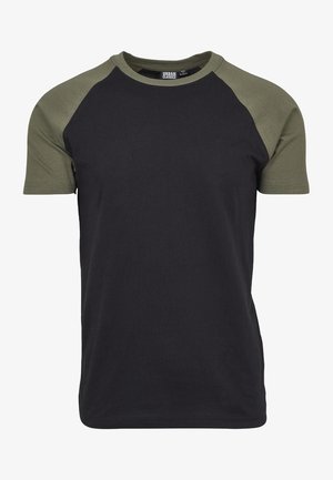 T-shirt noir à manches courtes avec des manches raglan vert olive. Fabriqué en coton, il présente un col rond et un design uni.