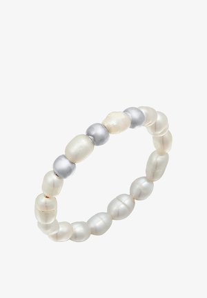 Elastični zapestnica z neenakomerno oblikovanimi belimi in srebrnimi kroglicami, ki se ponaša z gladko teksturo in sijočo površino.