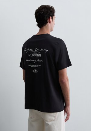 Scalpers, SCALPERS SCSTREET RUNNING TEE - Camiseta estampada - anthracite