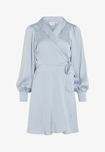 VILA VIENNA RAVENNA WRAP NOOS - Robe de jour - kentucky blue/bleu ...
