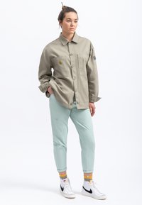 KAFT CREAPUS - Giacca di jeans - concrete