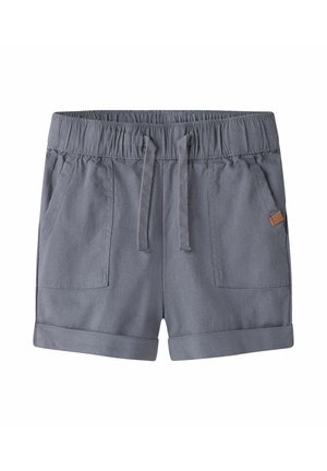 Pilki elastingi šortai su raišteliu juosmenyje, dviem priekinėmis kišenėmis, užlenktais kraštais ir mažu ruduo logotipo lopu dešinėje pusėje.