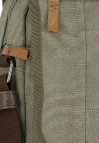 camel active AIR MESSENGER 27 CM - Umhängetasche - khaki