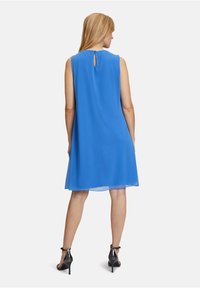 Betty & Co IM LAYER LOOK - Robe de jour - indigo