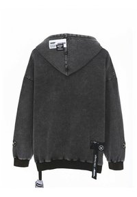 Sudadera con capucha en textura de denim gris oscuro, con puños de punto, un bolsillo canguro y etiquetas de marca en la manga y el dobladillo.
