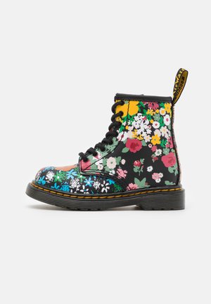 1460 - Veterboots - black