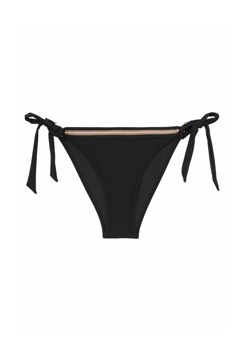 Fekete bikini alsó állítható oldalkötőkkel, minimalista dizájnnal és vékony fémes díszítéssel a derékrész mentén.