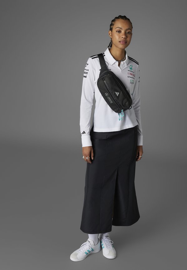 MERCEDES - AMG PETRONAS FORMULA ONE TEAM LONG SLEEVE WOMEN - Long sleeved top2