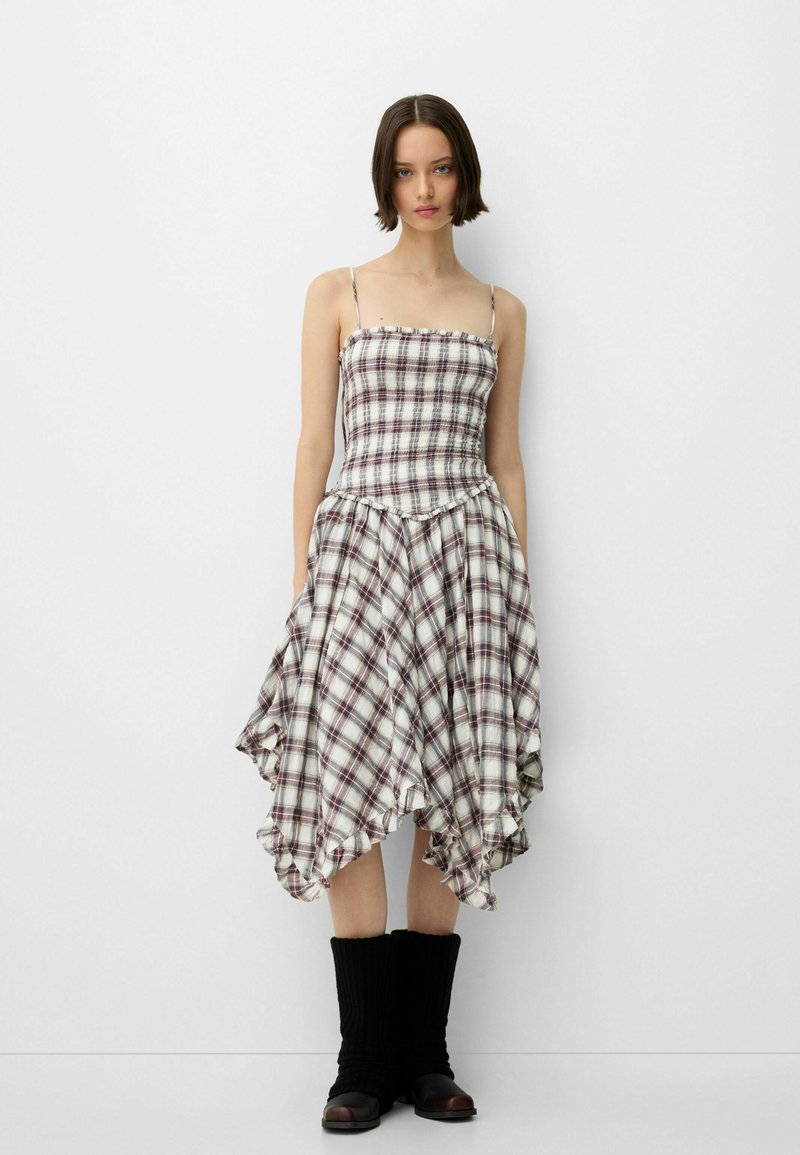 Bershka Jurk bruin Bershka Jurk bruin