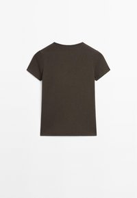 SHORT SLEEVE WITH CHEST DETAIL - Basic T-shirt - dark brown