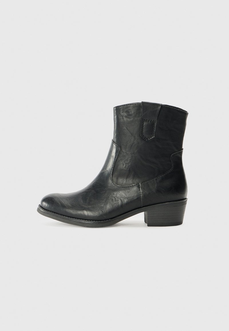 Marco Tozzi Botines camperos - black