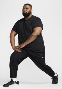 Nike Performance - Spodnie treningowe