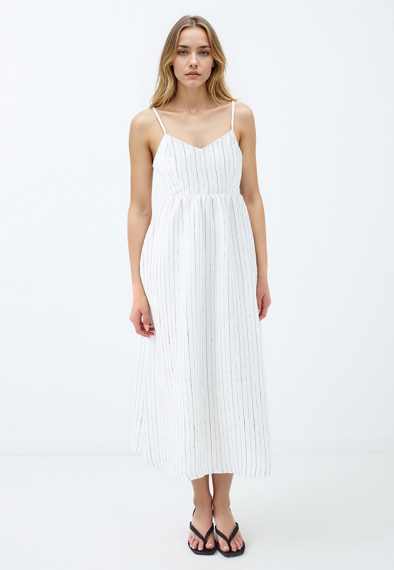 Jimmy Key OPEN NECK STRAPPY MIDI - Freizeitkleid - ecru