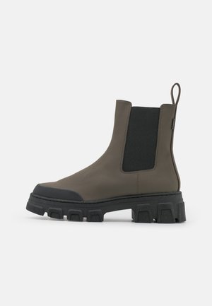 Stivaletti con plateau - khaki