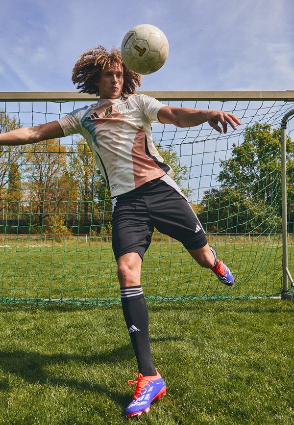 SPAIN 2025 AWAY AUTHENTIC  - Club wear2