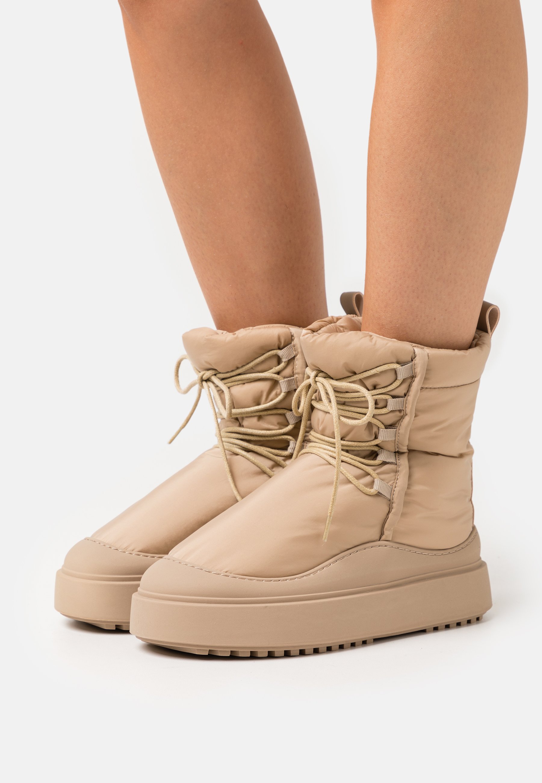 Even\u0026Odd SNOW BOOT - Enkellaarsjes met plateauzool - beige - Zalando.nl