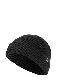 Bonnet en tricot noir avec une texture côtelée, de forme arrondie, et une petite étiquette portant le nom de la marque sur le côté.