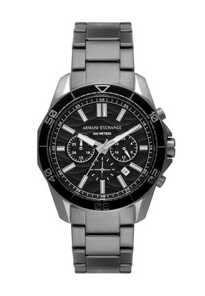 Zegarek na rękę Armani Exchange ze stali nierdzewnej z czarną tarczą, trzema subtarczami, okienkiem daty i obrotowym pierścieniem wskazującym czas 10:09:36.