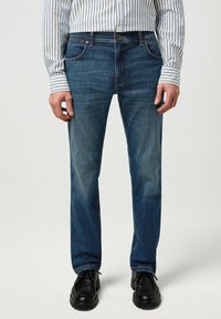 Wrangler SBORO - Vaqueros rectos - marine tint