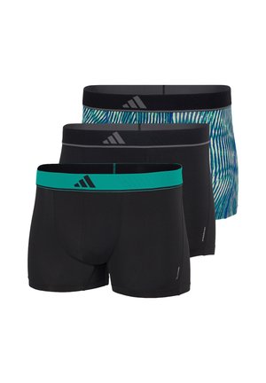 Drei Paar Herren-Boxershorts mit Adidas-Logos, zwei in Schwarz mit farbigen Bündchen, eines im blau-grünen Muster mit schwarzem Bündchen.