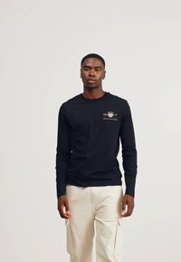 GANT MEDIUM ARCHIVE SHIELD - Maglietta a manica lunga - black