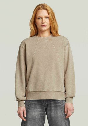 WASHED SCRIPT SWEATER - Strickpullover - dk brick smokey gd