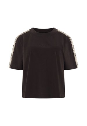 Czarna bawełniana koszulka z okrągłym dekoltem, krótkimi rękawami oraz kontrastowymi, jasnymi, wzorzystymi paskami na ramionach. Wytłoczone logo "GUESS" z przodu.