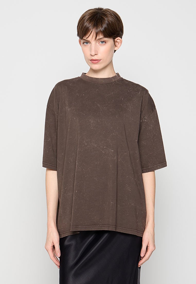 2nd Day T-shirt basic donkerbruin 2nd Day T-shirt basic donkerbruin