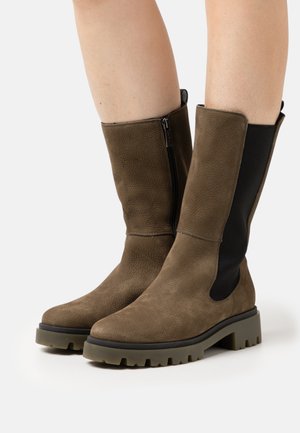 Botas con plataforma - oliv