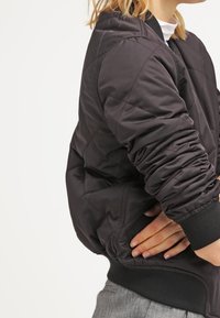 Topshop Giubbotto Bomber - black