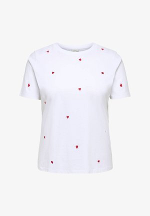 Hvid t-shirt med korte ærmer og små røde broderede hjerter spredt over fronten og ærmerne.
